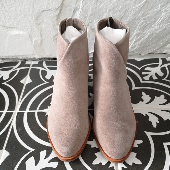 Soludos- Venetian Bootie- Size 6.5 - Colour- Mineral Grey Suede - Picture 3 of 6